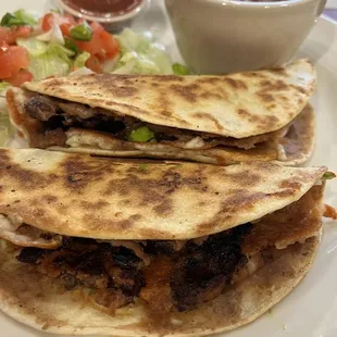 Nortenos tacos with beef, beans and salad - a borderline meh
