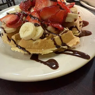 ice cream waffle