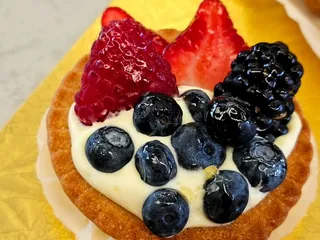 Dessert European Cakes & Pastries