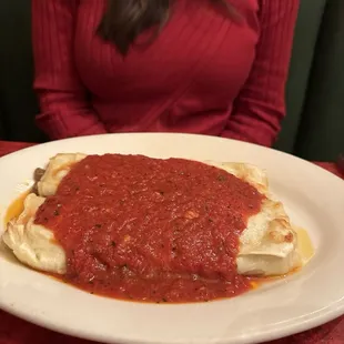 DELICIOUS Cannelloni with red sauce