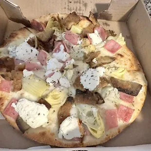 4 Seasons White pizza