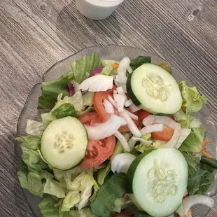 House salad with homemade ranch