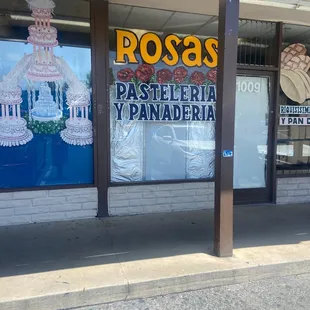 Una Panaderia con cajeras jetonas y malencaradas :/