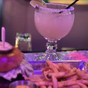 The #Vegan #impossible #burger fries &amp; Big Girl Margarita