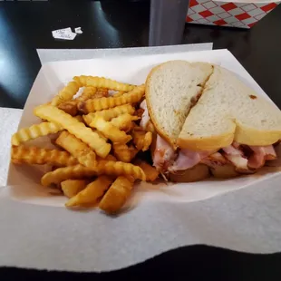 Turkey and ham sandwiche fries  great as always you need to try ths bbq better the that Joe guys stuff