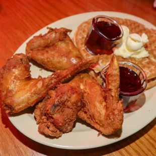 fried chicken wings, chicken, poultry, chicken wings and fried chicken, bbq wings, food, chicken wings, bbq chicken, fried chicken