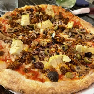 vegan cappricciosa pizza