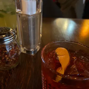 Negroni ~ A glimpse of a mojito