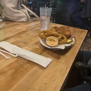 Rueben with onion rings