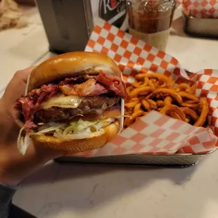 Pastrami Burger