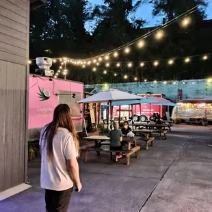 Great night time vibe