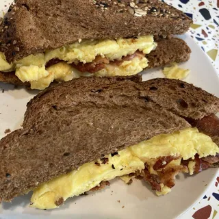 Bacon & Egg Sandwich (MRUSH)