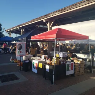 Vero Italiano tent in market.