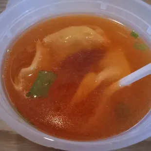 Wonton soup (come with lunch special)