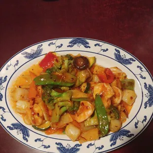 Shrimp and Scallops in Garlic sauce.