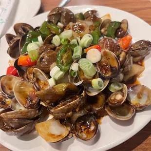Clams in black bean sauce