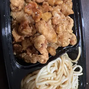 fried chicken, fried chicken wings, chicken wings and fried chicken, food, chicken, bbq chicken, chicken wings, bbq wings, poultry