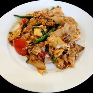 Drunken noodle with pork