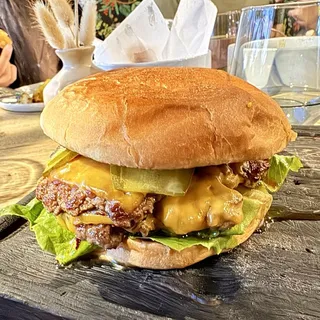 Beef Cheeseburger
