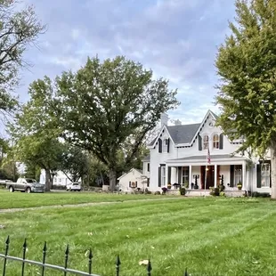 Street view of Inn