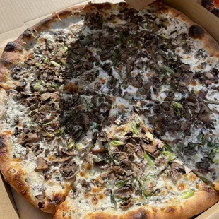 Champion - mushroom, truffle cream, green onion