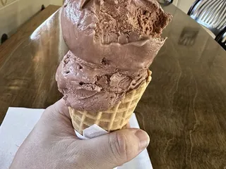 Scoops And Grinds