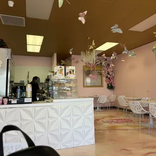 Very clean counter and all fresh fruits