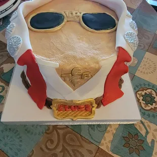 ELVIS THEMED CAKE