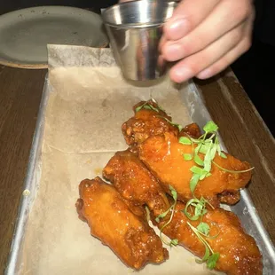 Mango chutney wings w hot honey