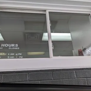 Drive thru window &amp; hours