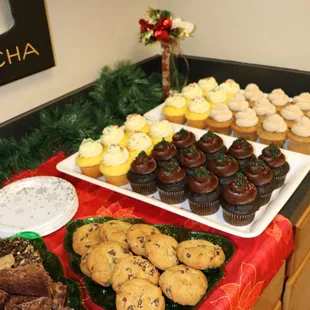 Chocolate, Vanilla and Carrot Cake cupcakes