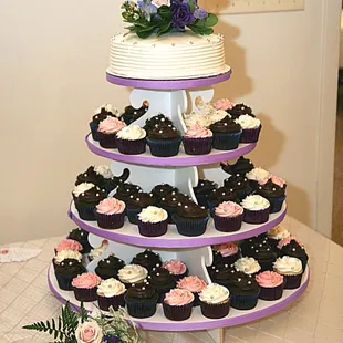 Chocolate and raspberry flavored cupcakes with chocolate fudge icing, lemon icing and raspberry icing. Delicious!