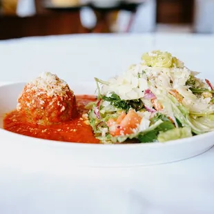 Meatball salad