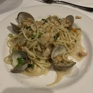 Linguine w/ Clams