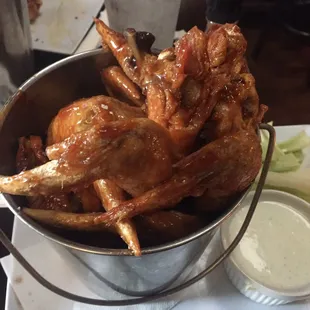 Barbecue wings