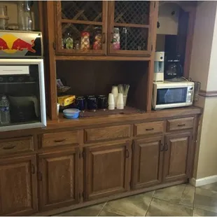 This is our beverage station.  Customers can enjoy a cold water, a hot coffee and/or tea.