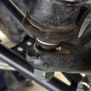 Tie rod not tightened down