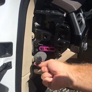 This is where you can find the wiring to install an electric braking controller for your 2017 Audi Q7.