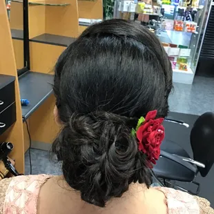 Hairstyle for wedding , Parties