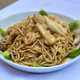 Seafood w. E-fu noodles