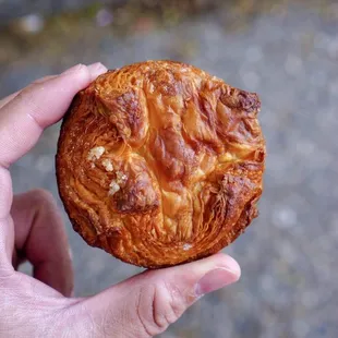 Kouign Amann - IG: @nelson_eats