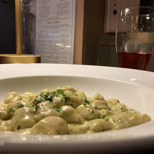 pasta dish, pasta, food