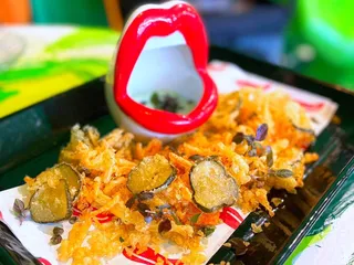 Shuggie’s Trash Pie + Natural Wine