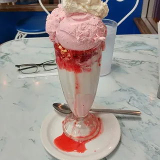 Tracy's Red and White