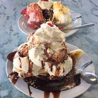 Karee's Hot Fudge Banana