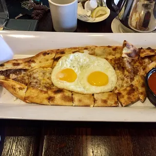 Kiymali Pide