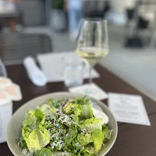 Little gem salad and Prosecco