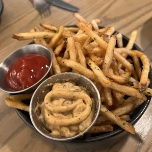 Bowl of fries