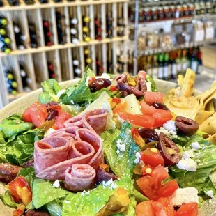 Italian Salad |Instagram @restaurant_aholic