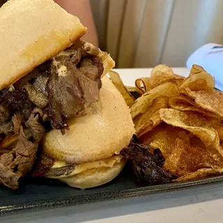 PRIME RIB SANDWICH